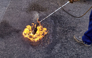 Jumpers Common flat roofing repairs